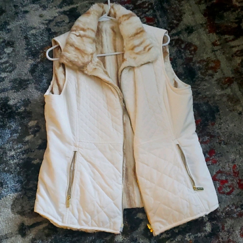 Calvin klein white vest